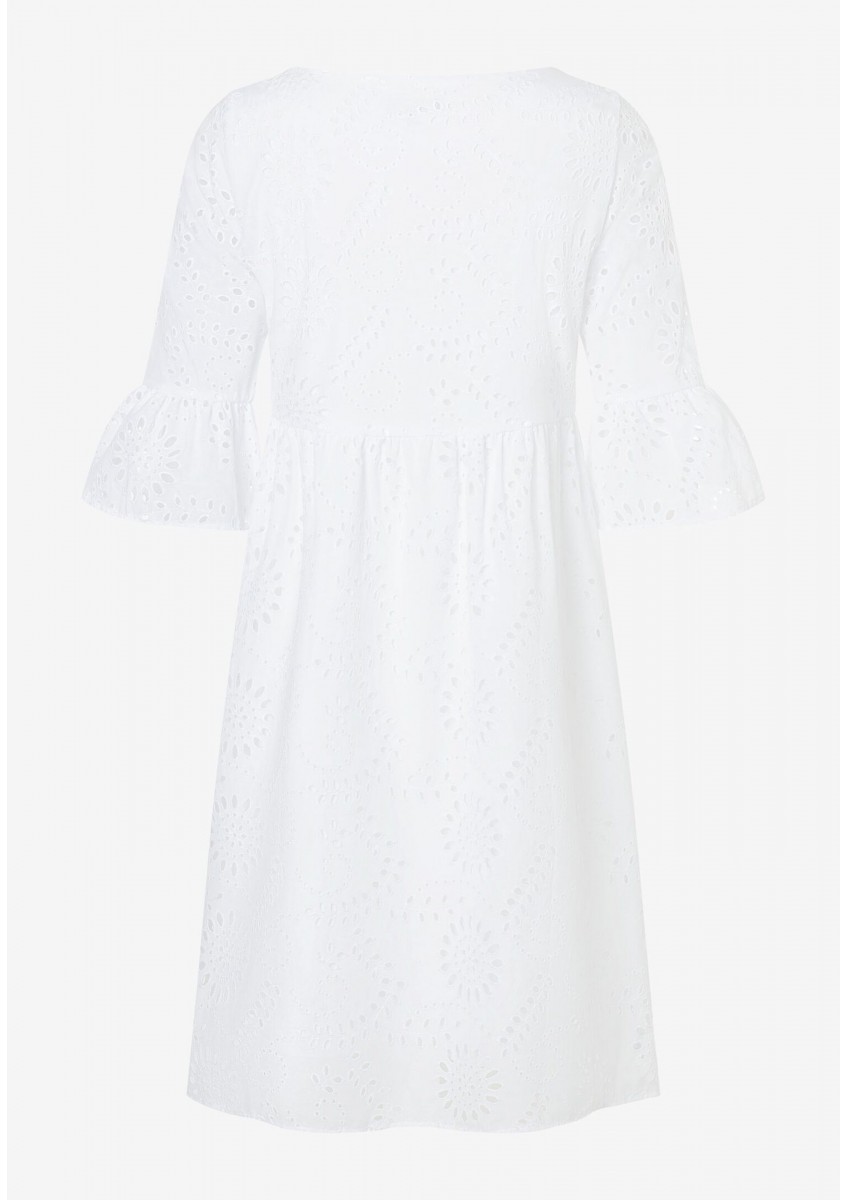 Женское белое кружевное платье