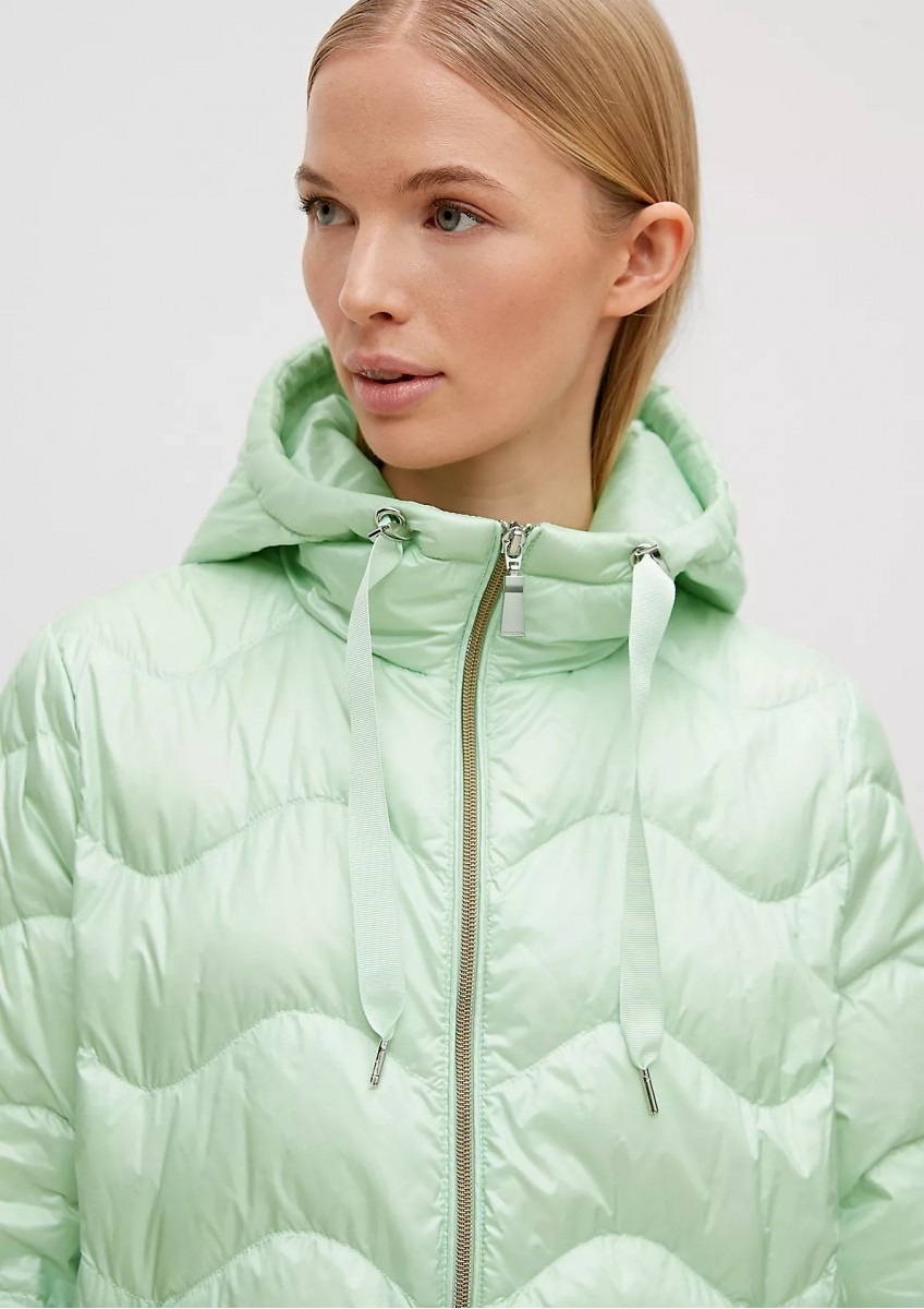 Женская светло-зелёная куртка