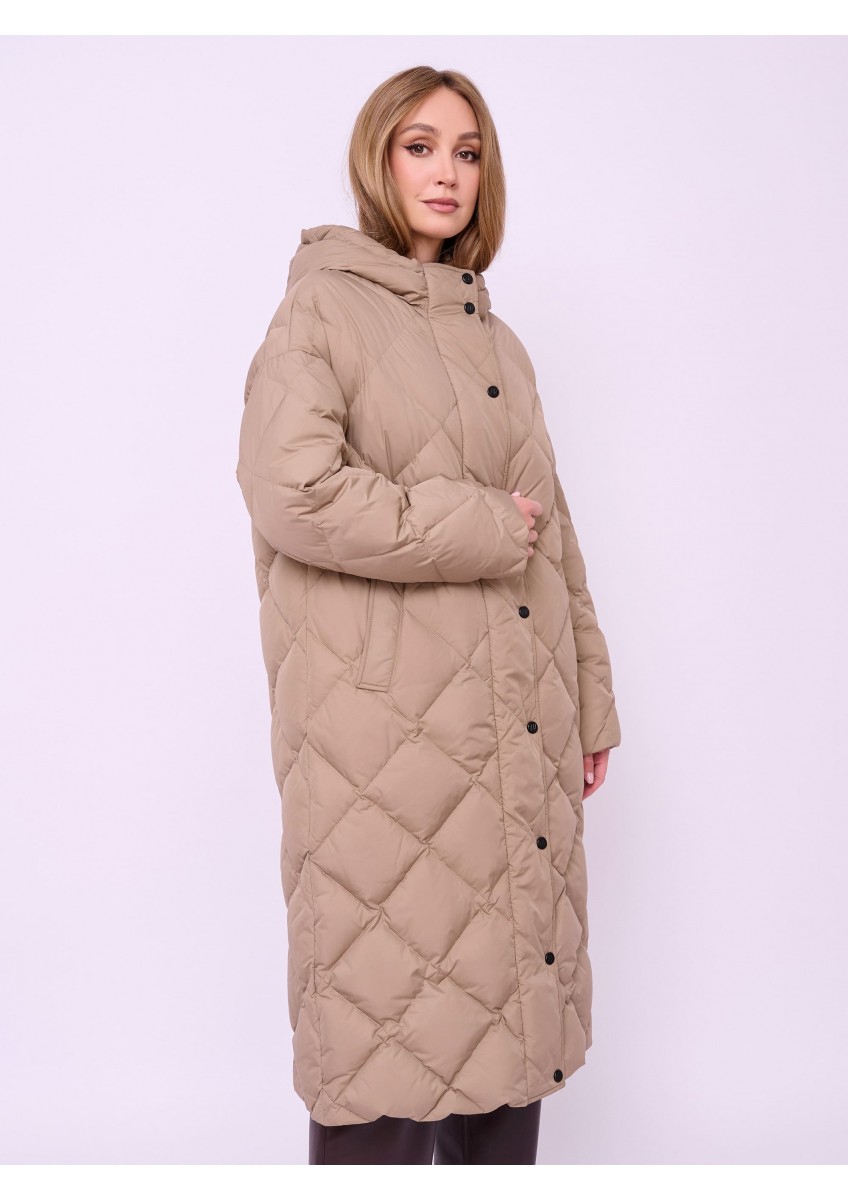 Женское бежевое пальто утепленное