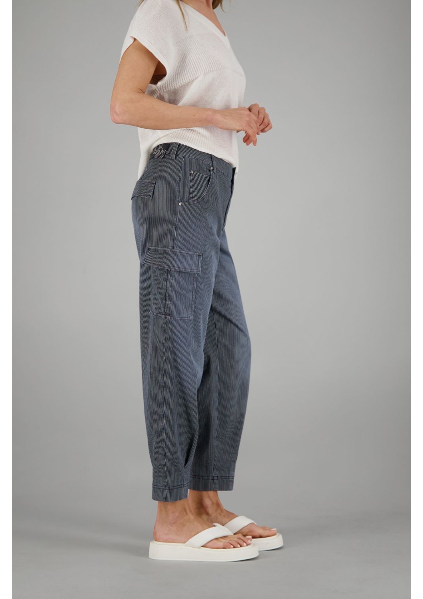 Женские серые брюки Gardeur